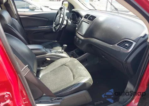 2019 Dodge Journey Crossroad z USA, uszkodzony, nr VIN 3C4PDCGG6KT717502